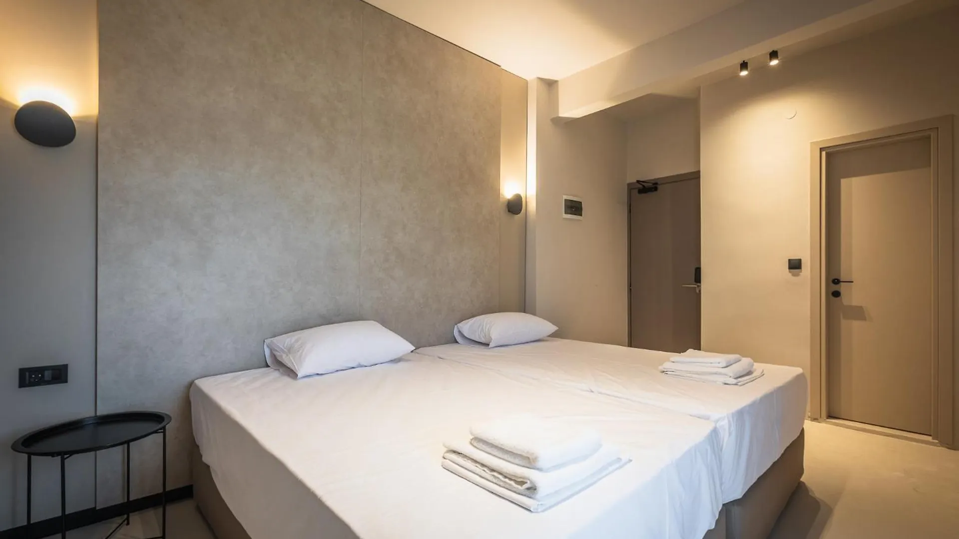 Laki Beach Hotel Nea Plagia