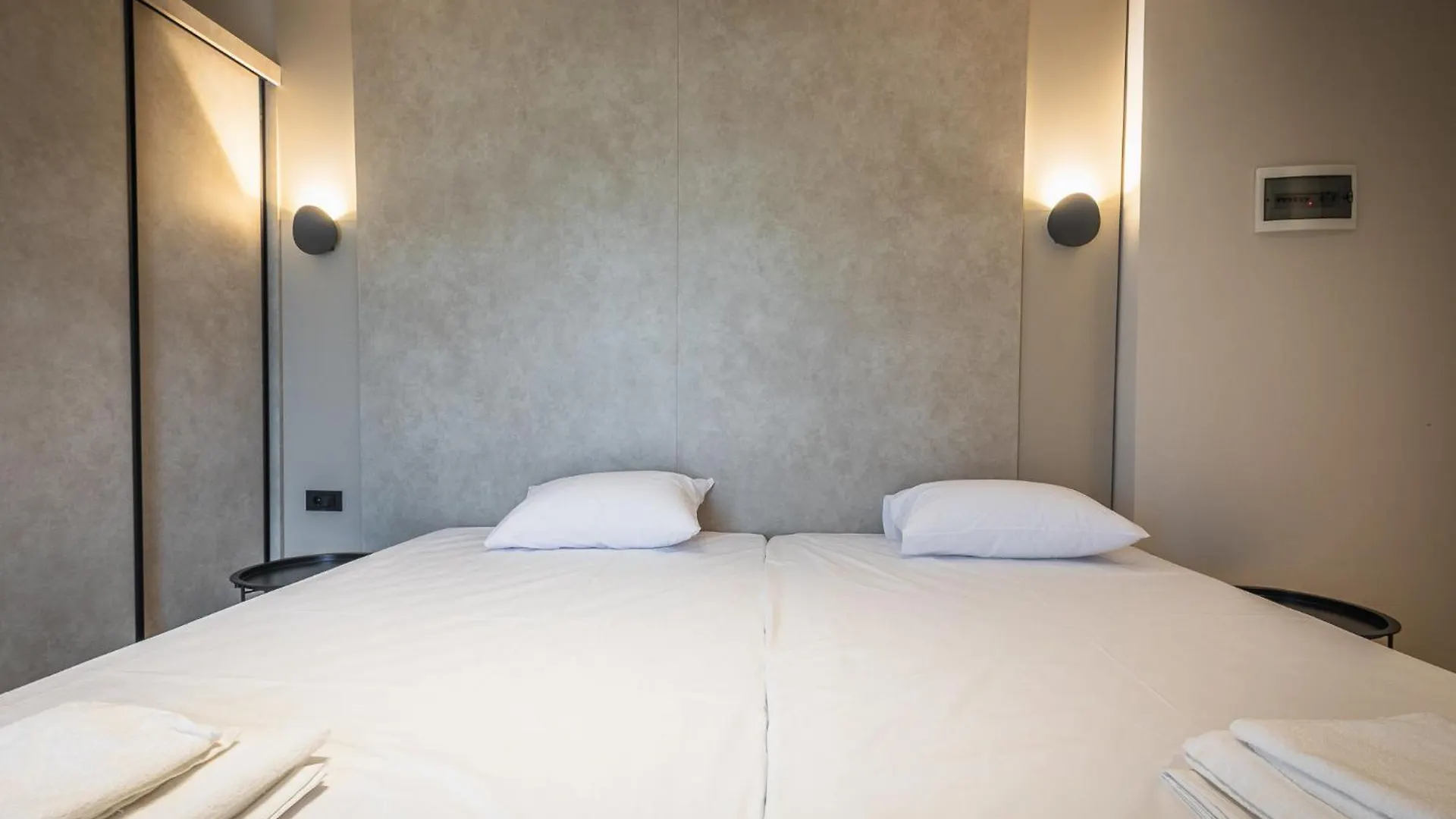 Laki Beach Hotel Nea Plagia
