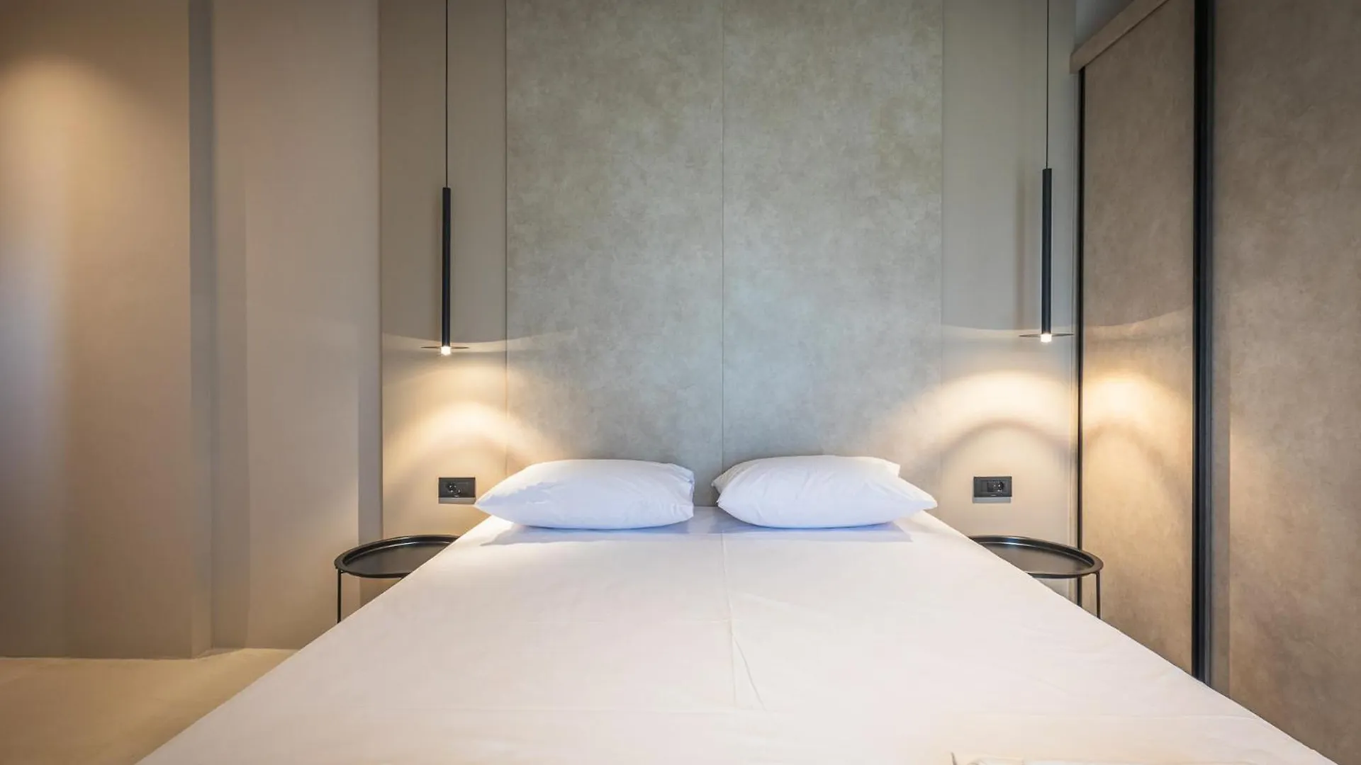 Laki Beach Hotel Nea Plagia