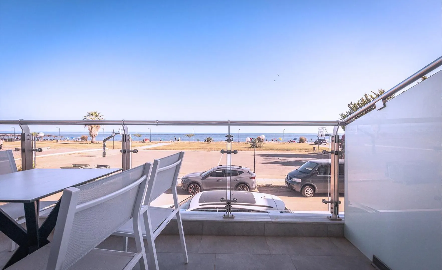 Laki Beach Hotel Nea Plagia