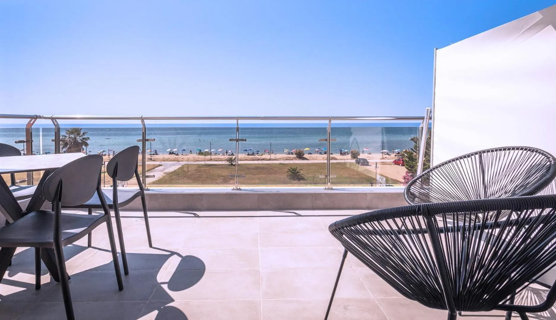 Laki Beach Hotel Nea Plagia 0*,