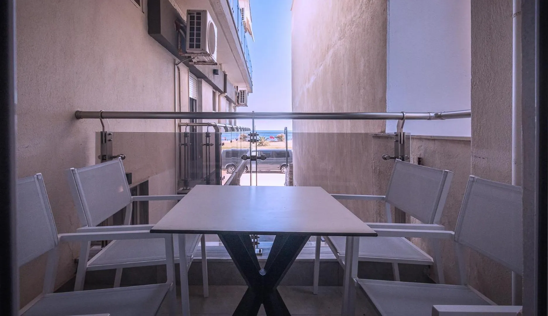 Laki Beach Hotel Nea Plagia