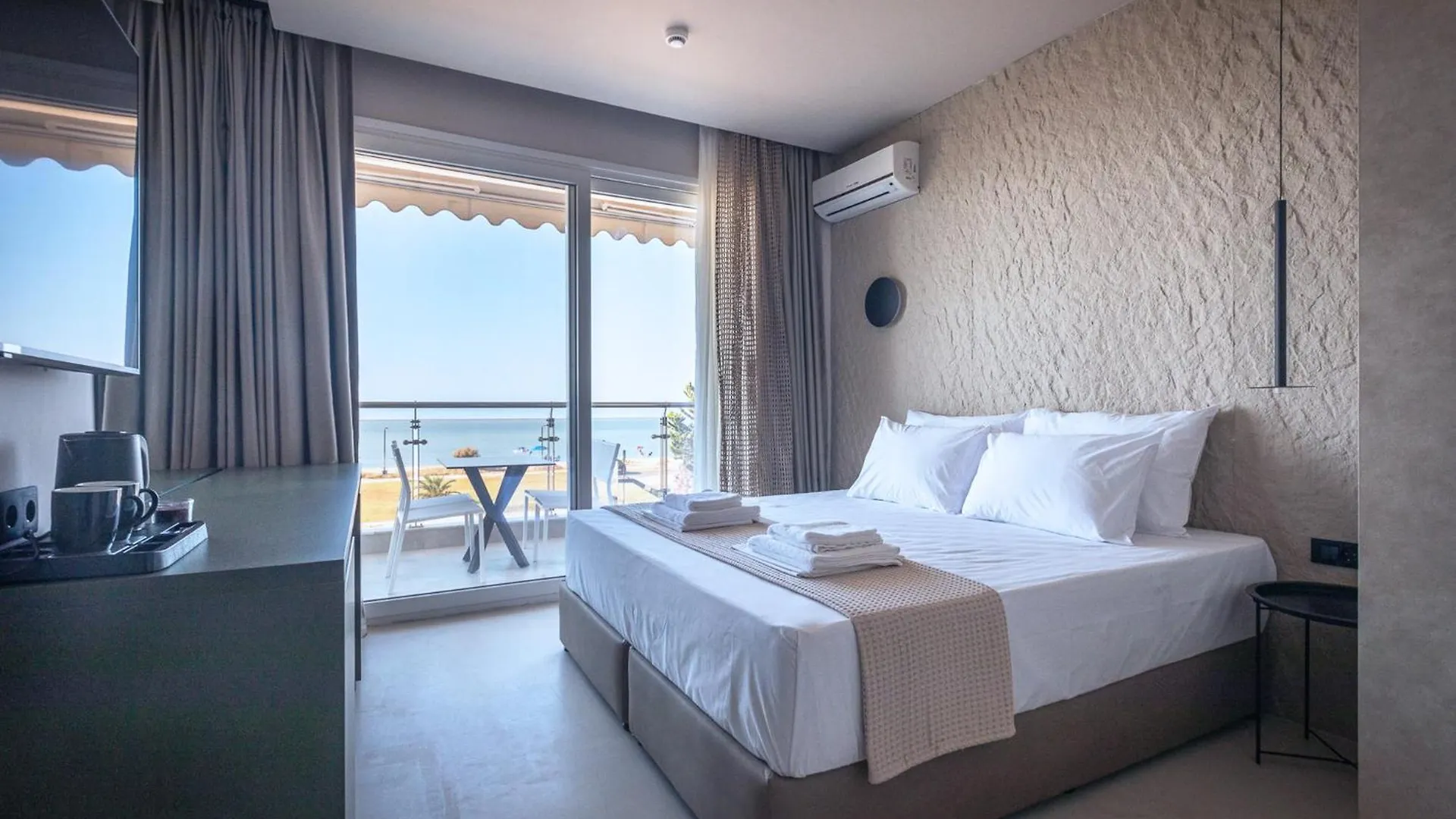 Laki Beach Hotel Nea Plagia 0*,