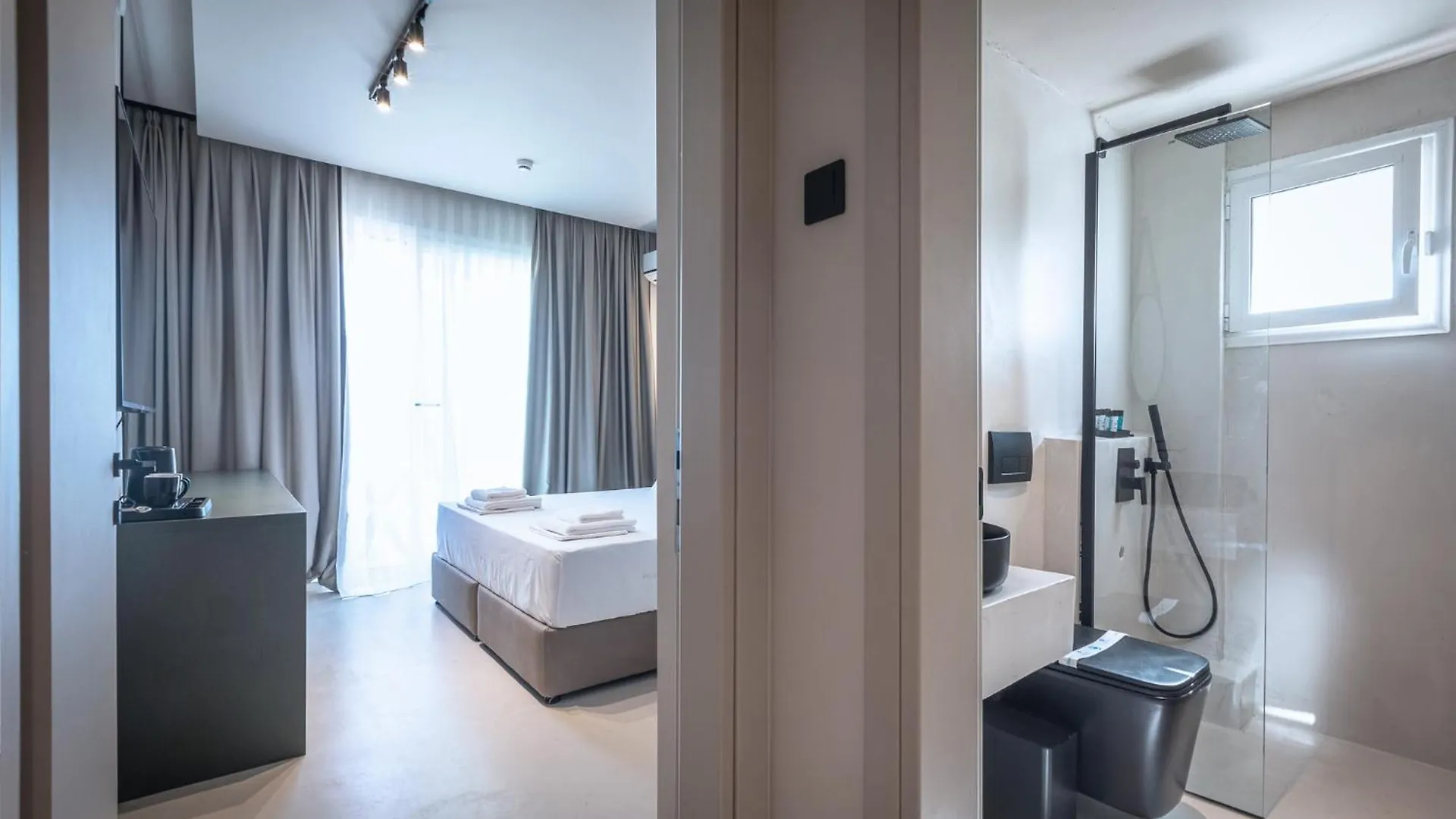 Laki Beach Hotel Nea Plagia