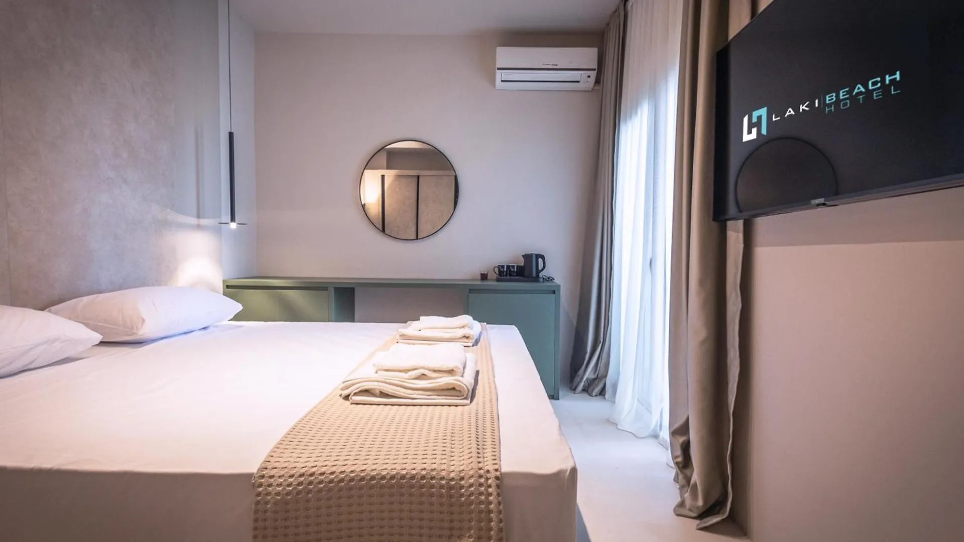 Laki Beach Hotel Nea Plagia